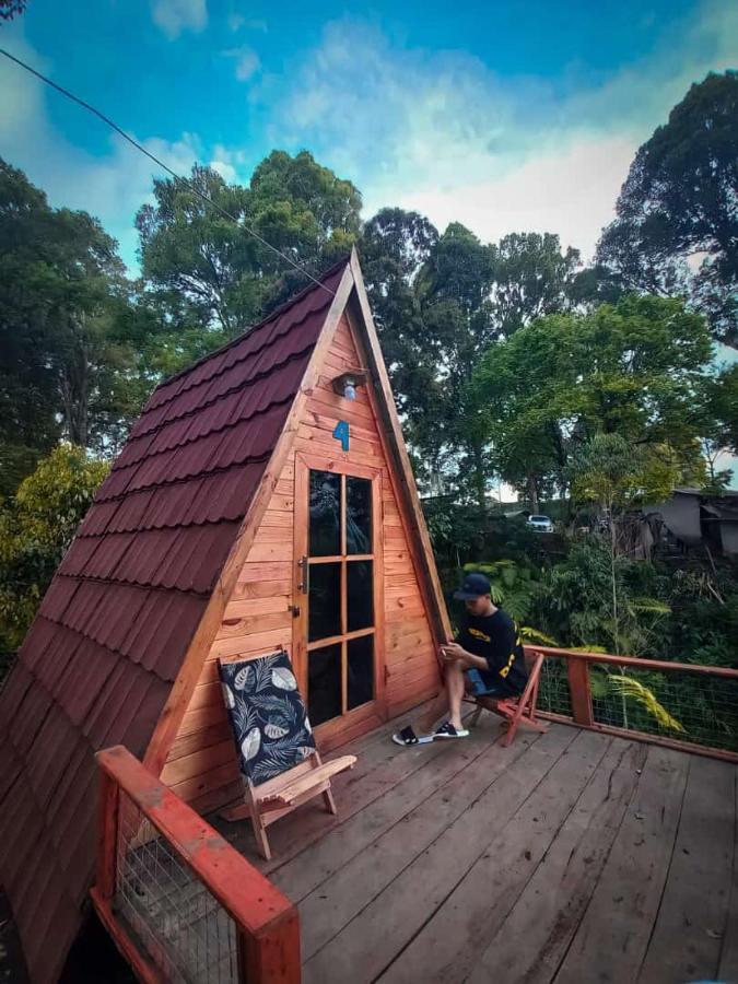 Penginapan Segitiga 2 Bandung Extérieur photo
